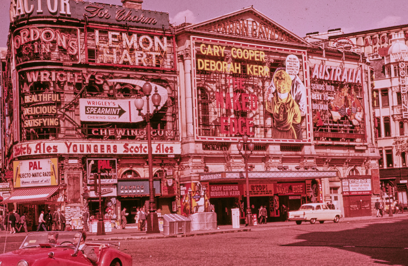 LONDON - Piccadilly Circus I