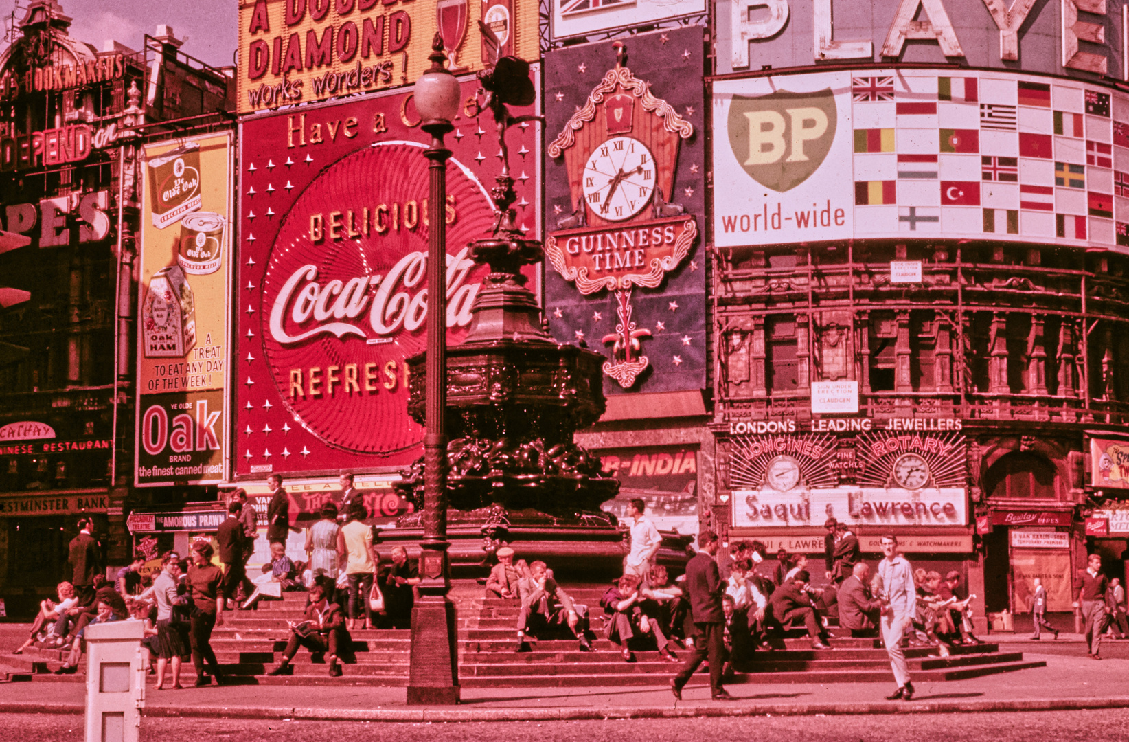 LONDON - Piccadilly Circus II