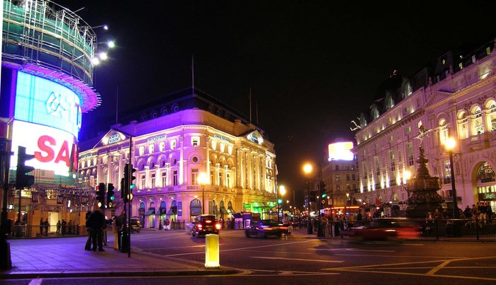 london piccadilly circus - mal in farbe