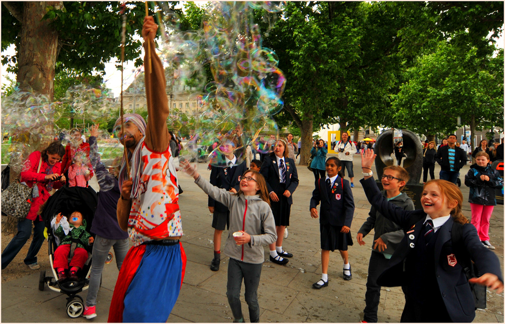 London Swings III