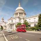 London - The City - St. Paul's Churchyard - St Pauls Cathedral - 02