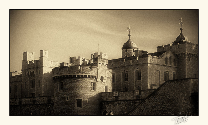 : London Tower :