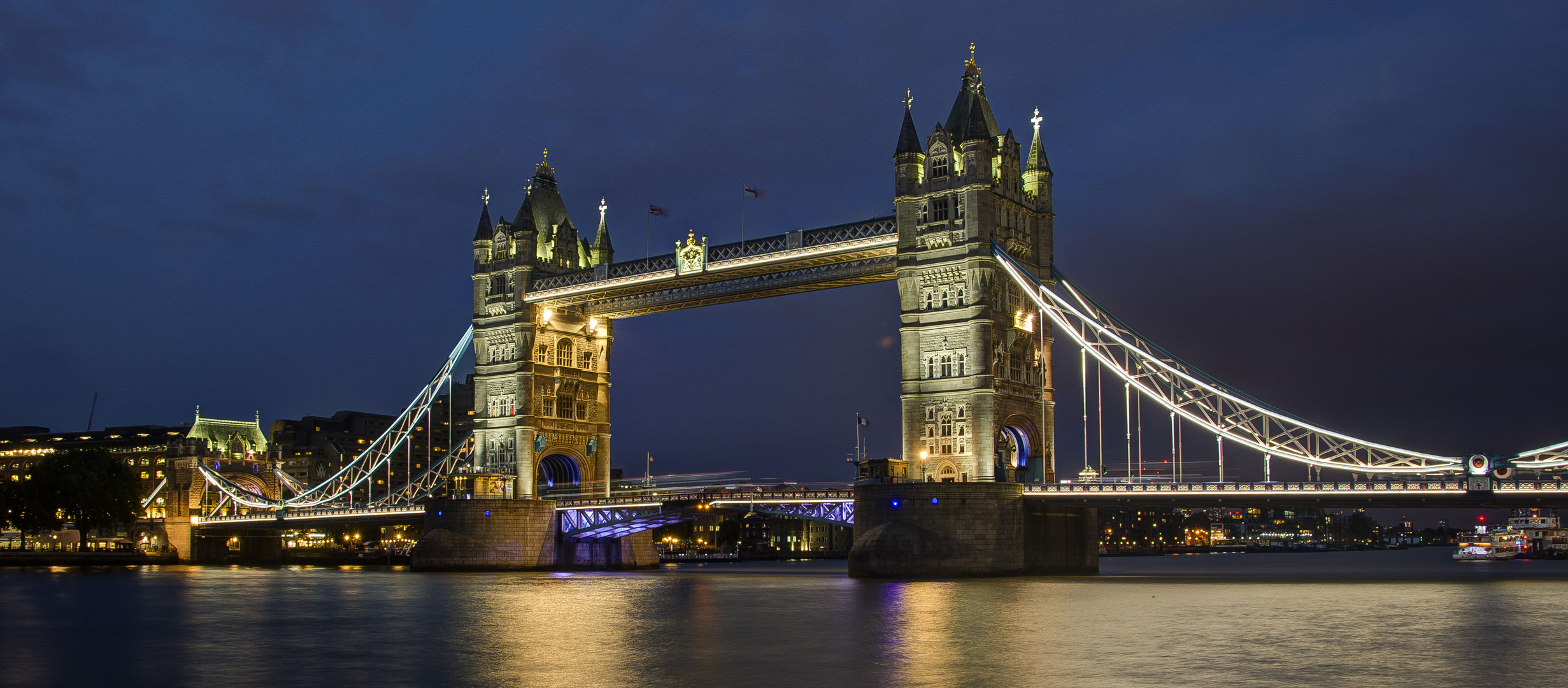 London - Tower Bridge - 01