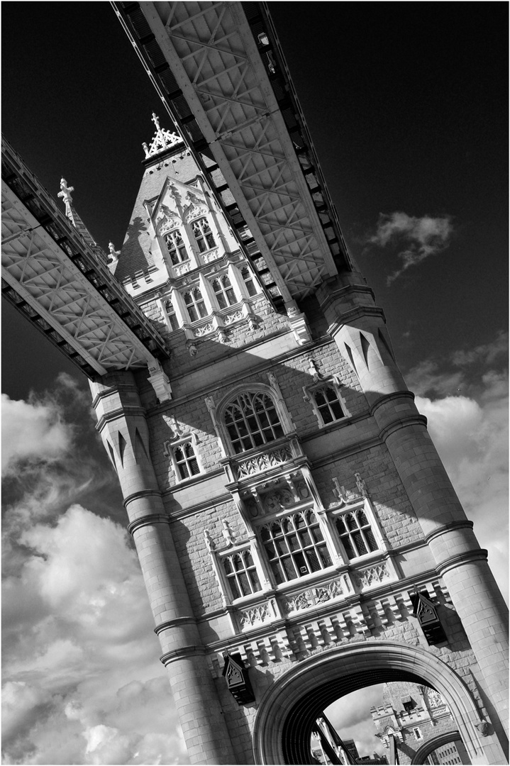 London; Tower Bridge 