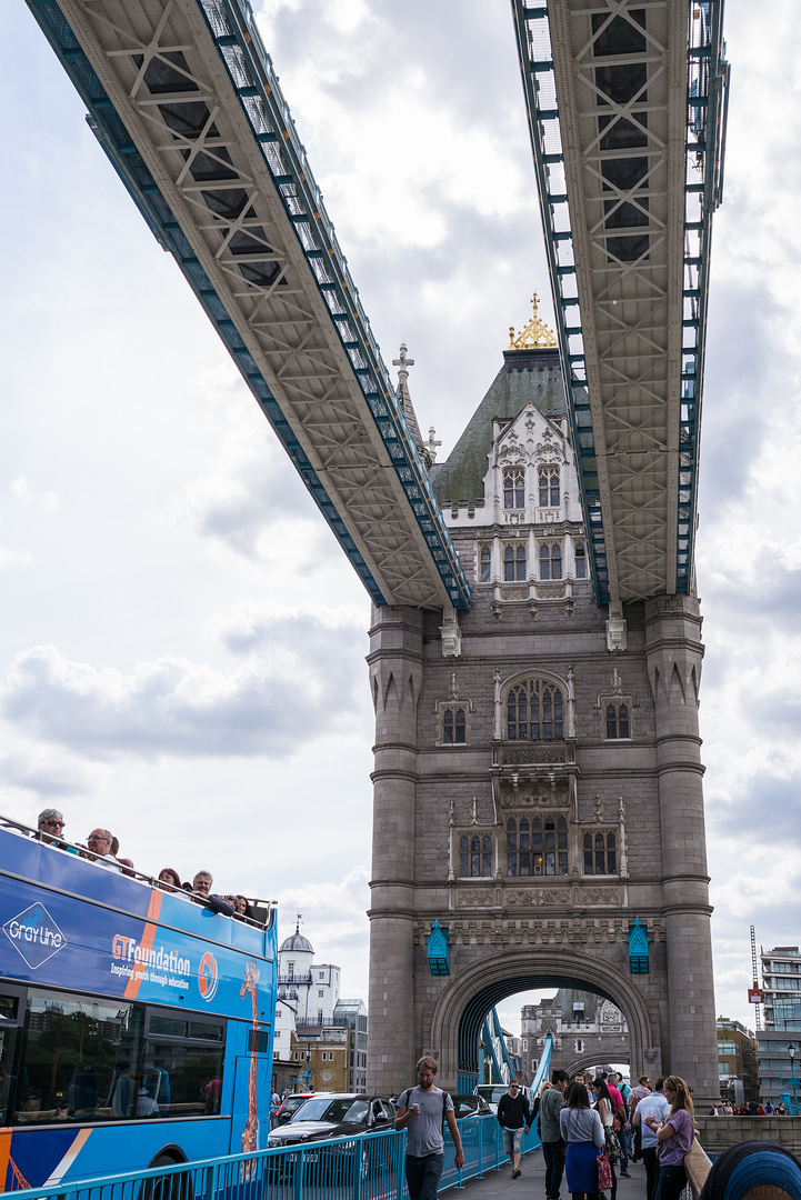 London, Tower Bridge