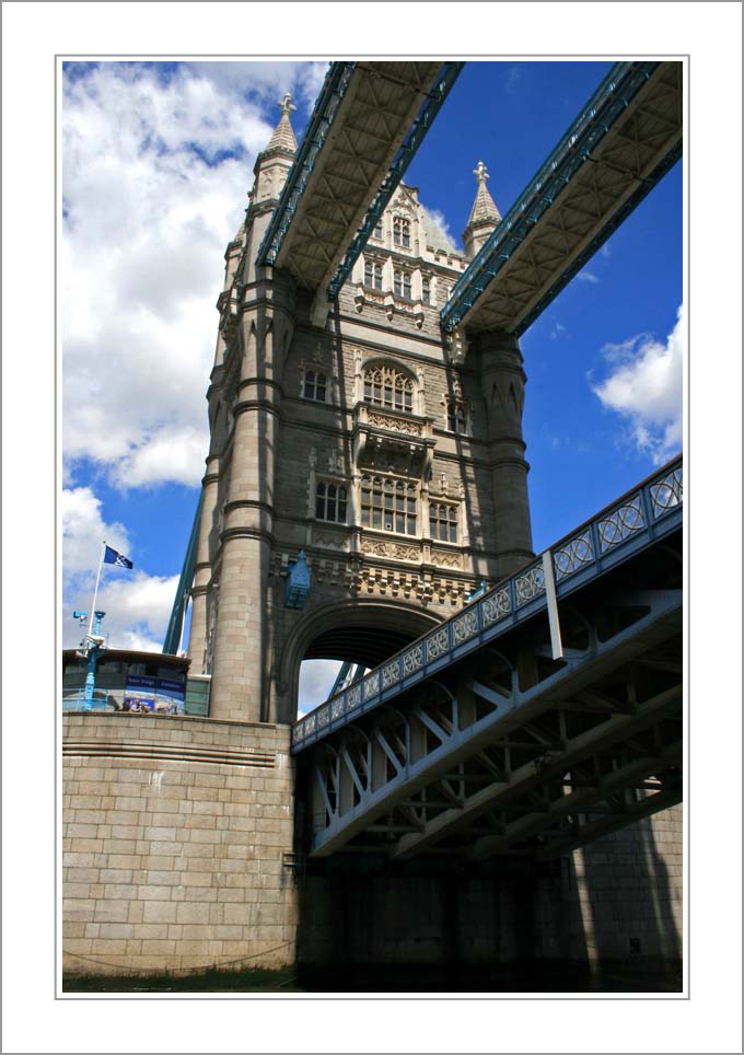 London, Tower Bridge (IV)