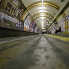 London Transport-The Tube-Covent-Garden