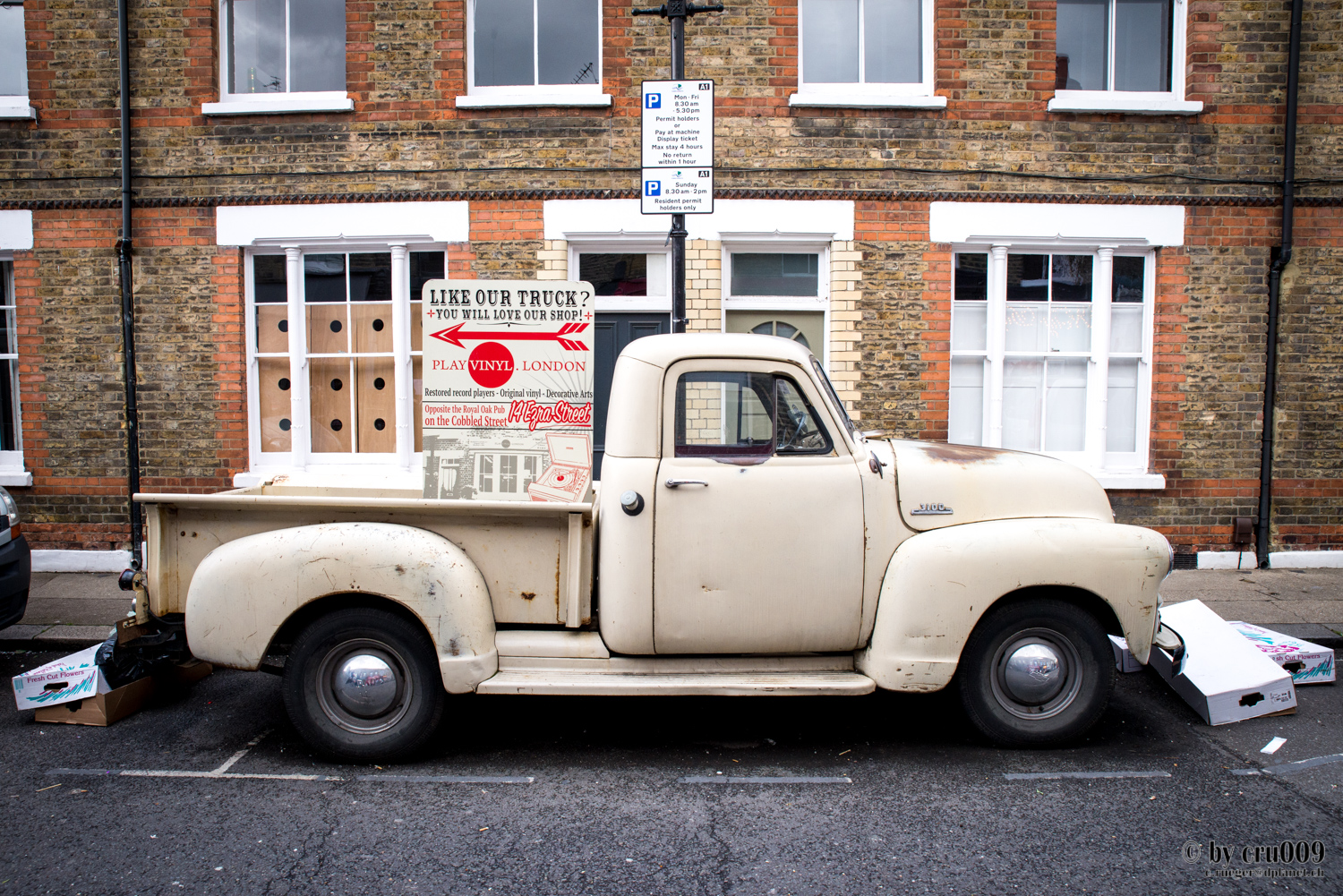 London - Truck as advertising sign