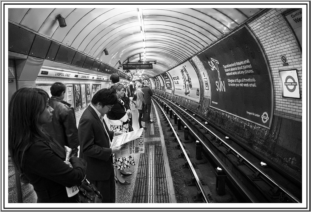 London Tube, Liverpool-Street