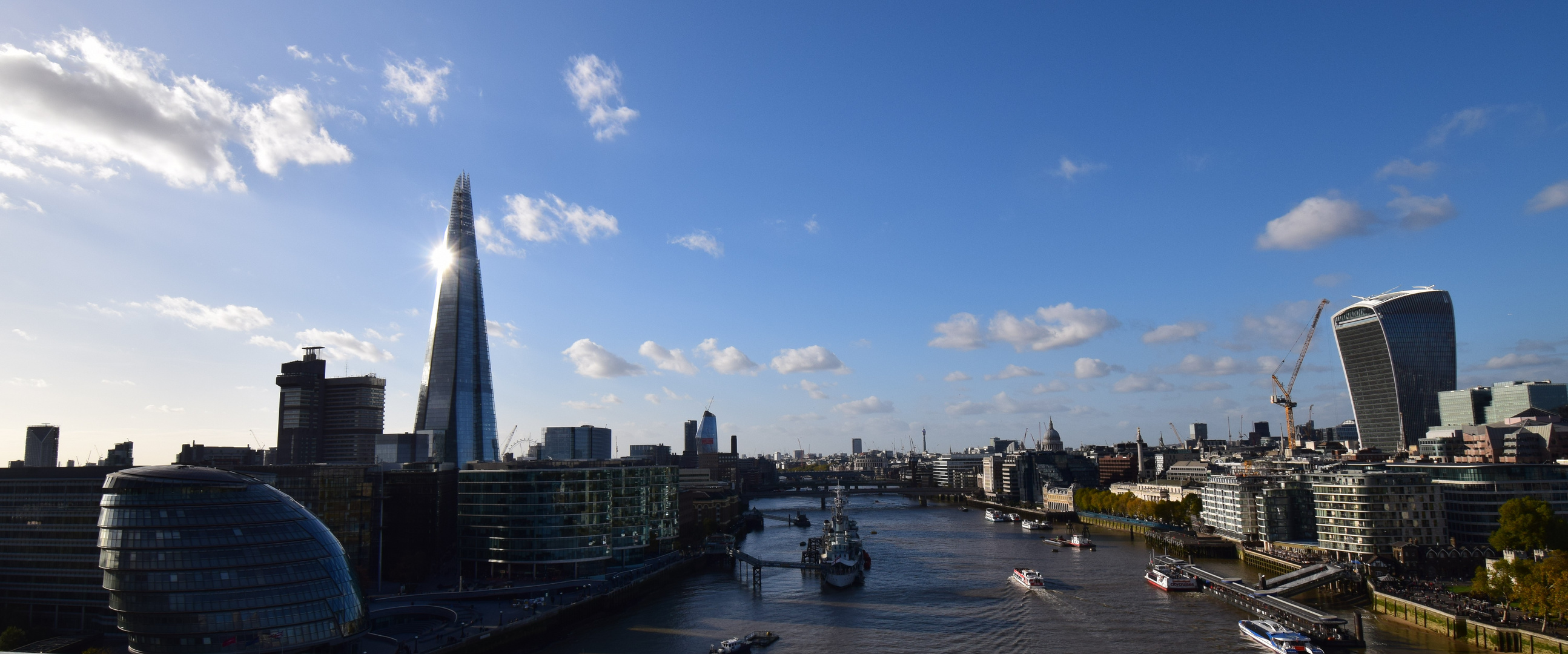 London von der Tower Bridge aus