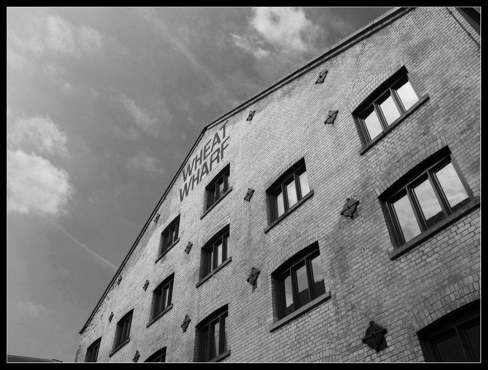 London - Wheat Wharf