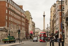 London - Whitehall - Trafalgar Square