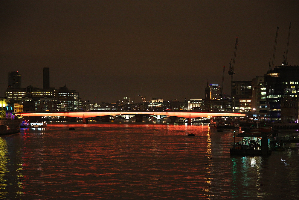 LONDON_Temse bei Nacht