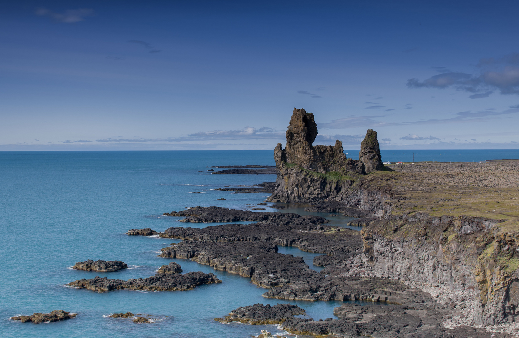 Londrangar Cliffs 