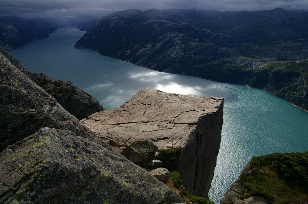 Lonely Preikestolen