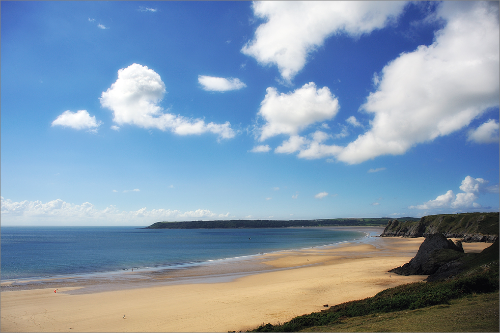 Lonesome at three cliffs bay