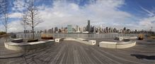 Long Island City mit Blick auf Midtown Manhatten, New York 2013 by Stefanie Gründel 