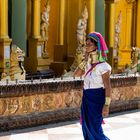 long neck woman at Pagoda Yangon