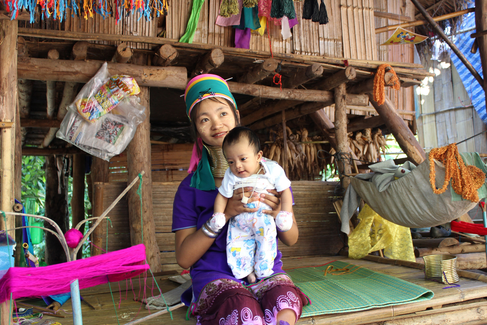 Long Neck Woman with her Child