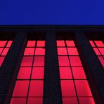 long red Windows