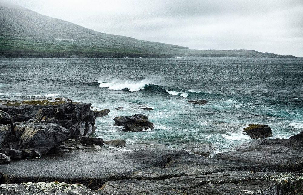 long waves on valentia island