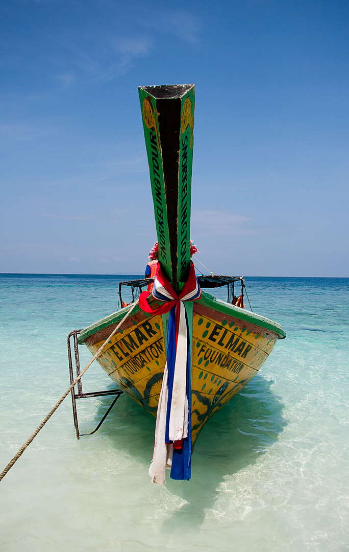 Longtail boat