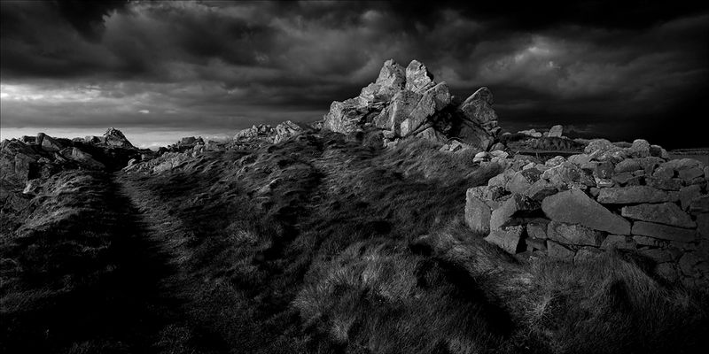 Longue pause sur le sentier des douaniers..