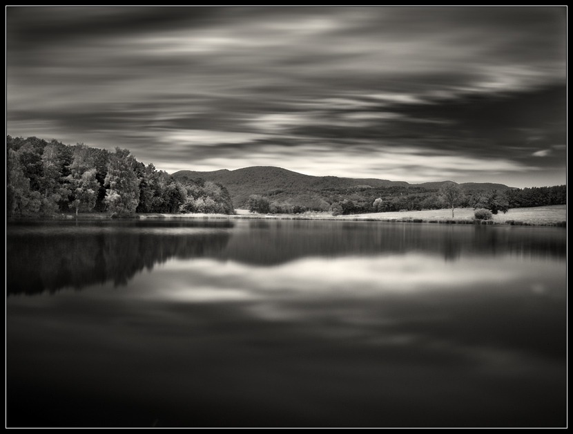 Longue reverie au bord de l'eau