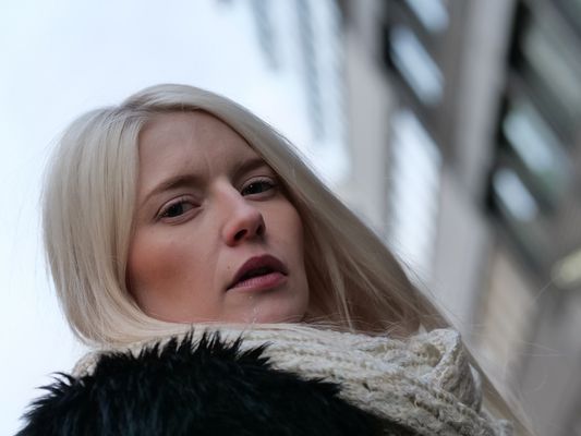 LOOK Portrait pG9-P103-6010-col +9Portraitfotos