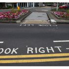 look right ->