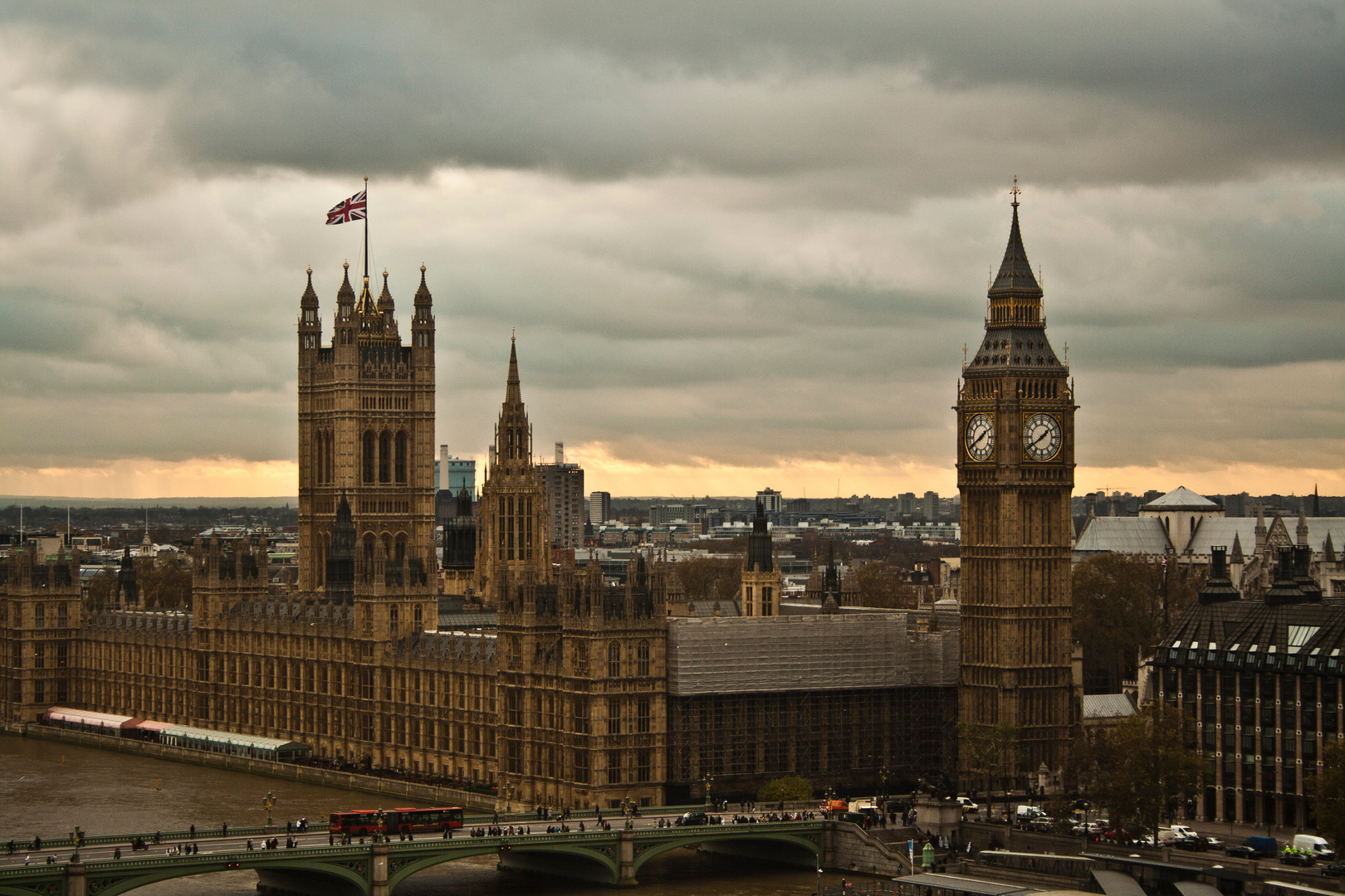 Look through the eye of London