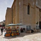 Looking around in JERUSALEM...