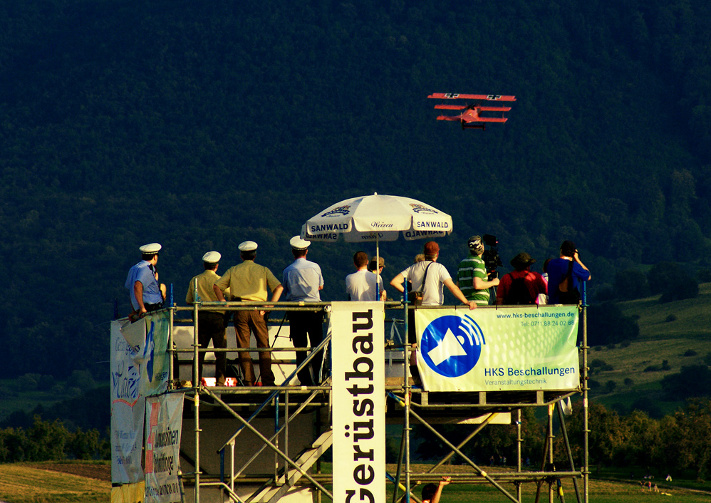 - Looking to Manfred - Hahnweide 2011