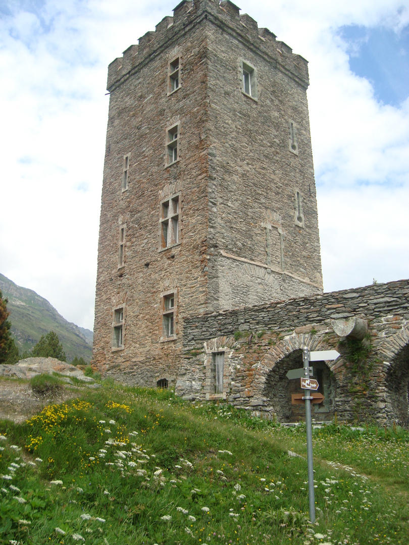 Lookout tower in Majolapass