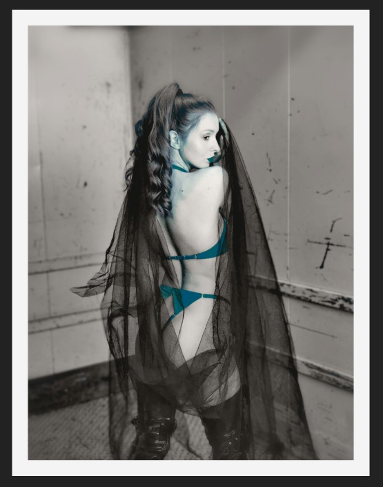 LOOKp Portait Marg inblau_sn-25-643-swky +Portraitfotos