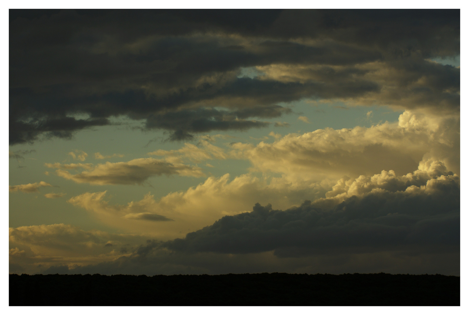 l'orage arrive.