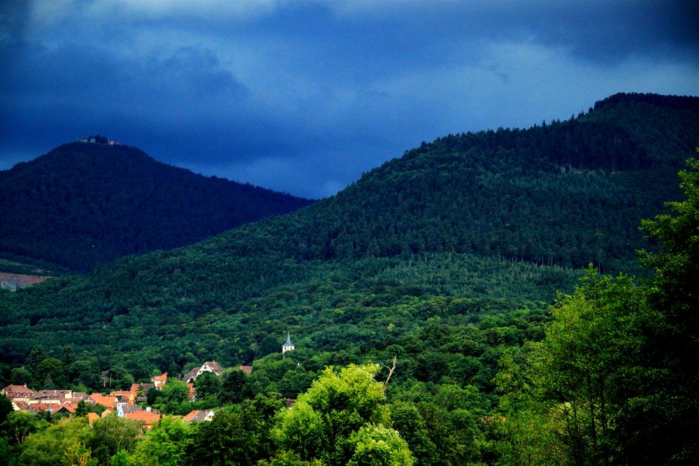 l'orage s'approche du Mont Sainte Odile