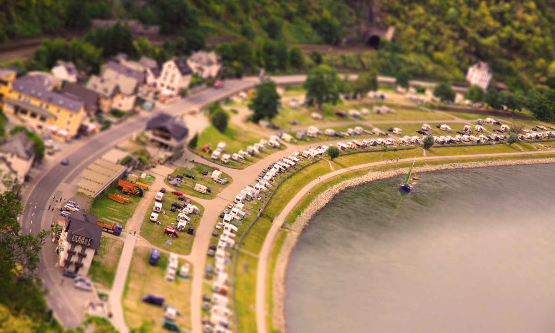 Loreleyblick vs. Tilt-Shift