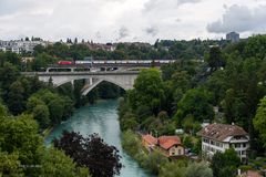 Lorraine-Brücken Straße&Schiene