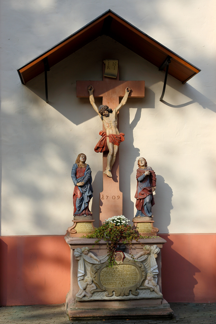 Lorsch - kath. Pfarrkirche, Kreuzigungsgruppe