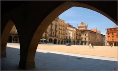 Los arcos de la plaza de Vic