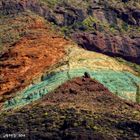 LOS AZULEJOS.............LA MONTAÑA DE COLORES DE GRAN CANARIA.  Dedicada a EDUARDO CASTILLO.