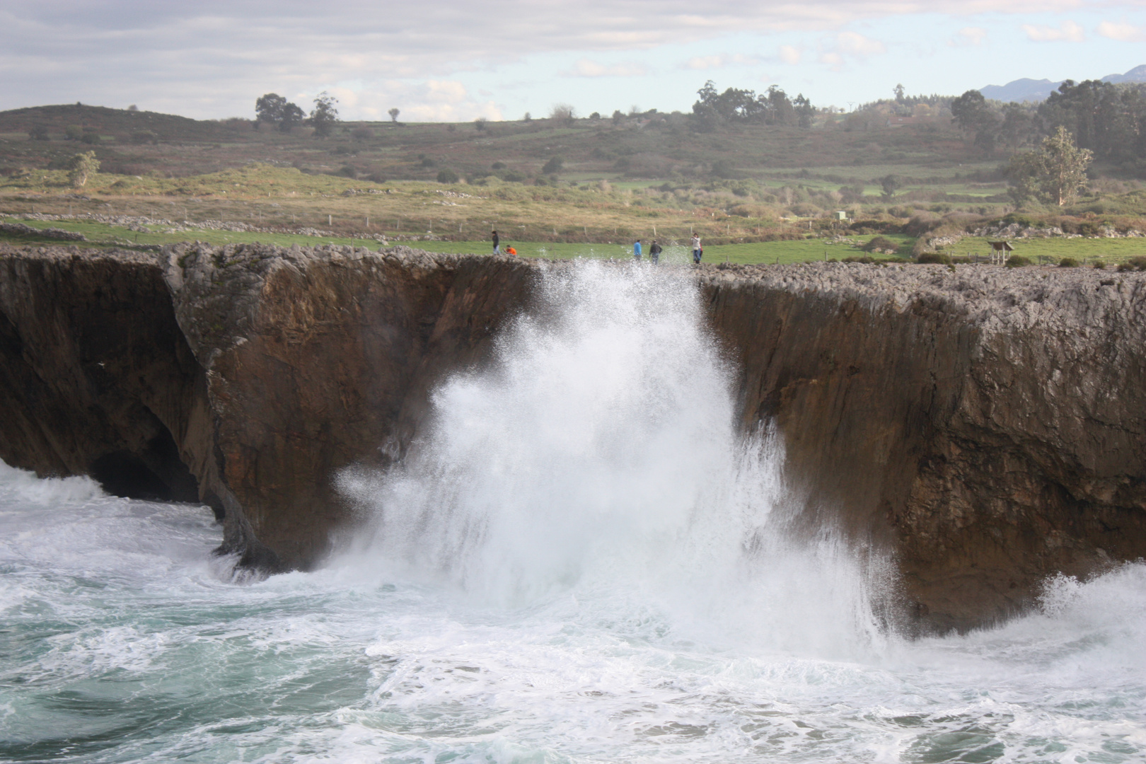 los Bufones de Llames de Pría ( playa de Guadamía - Asturias )