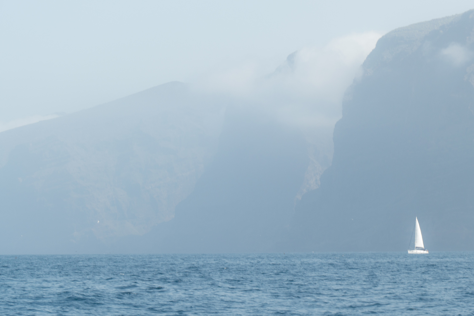 Los Gigantes im Nebel