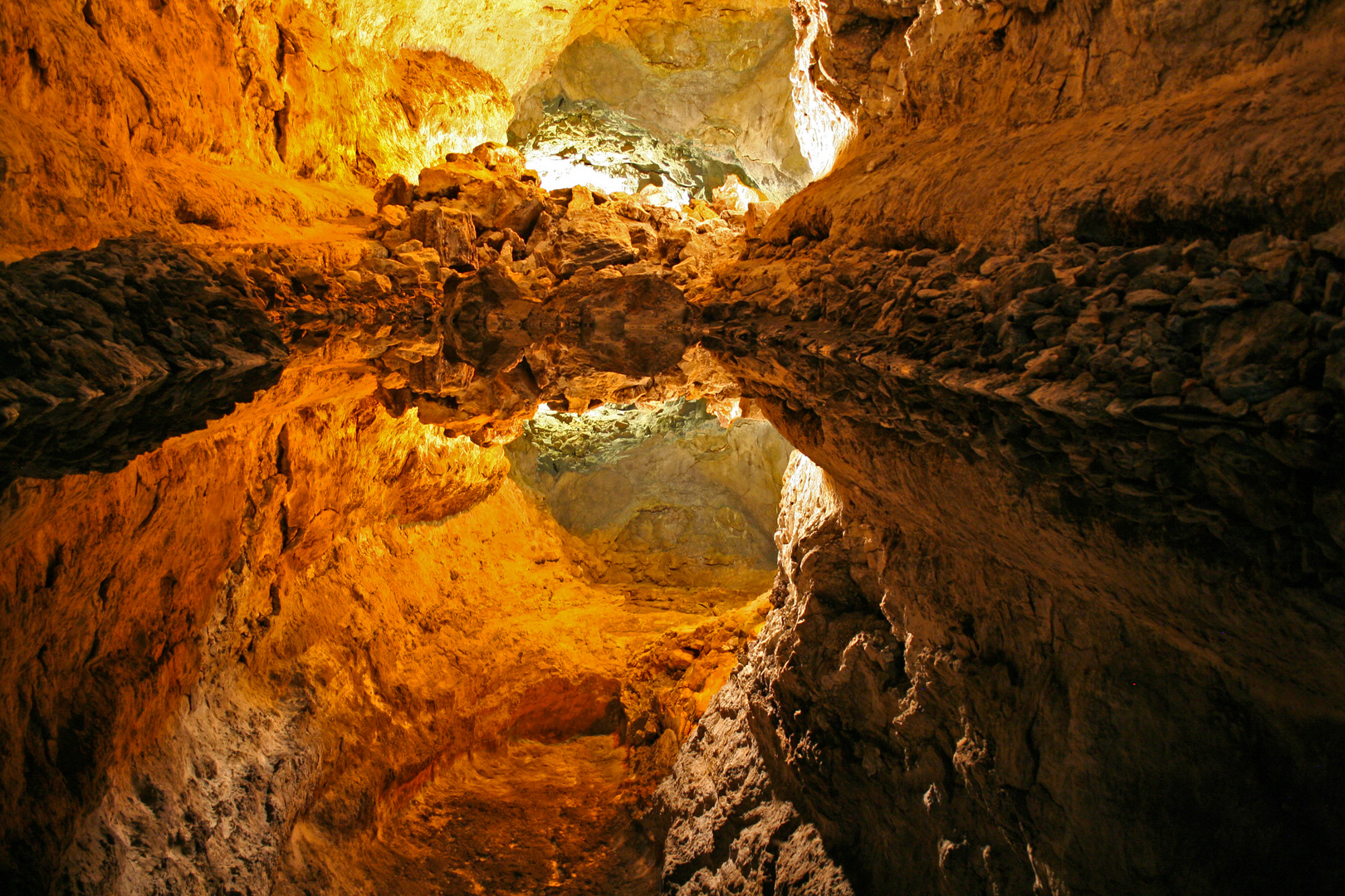 Los Jameos Del Agua - 2014