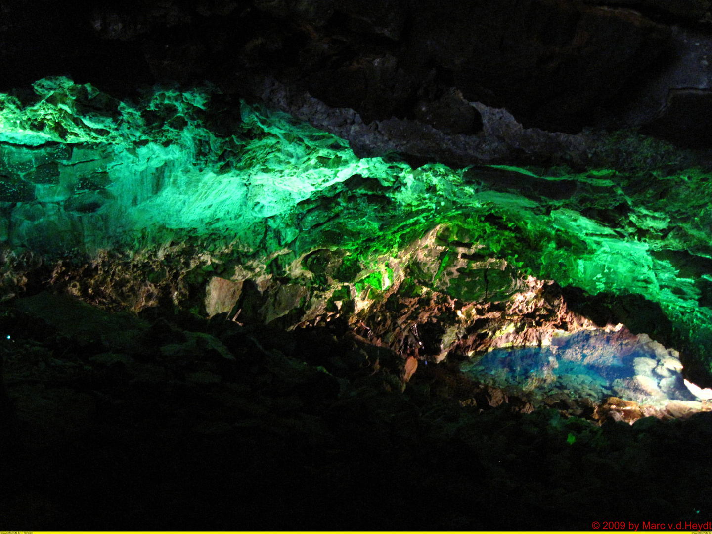 Los Jameos del Aqua