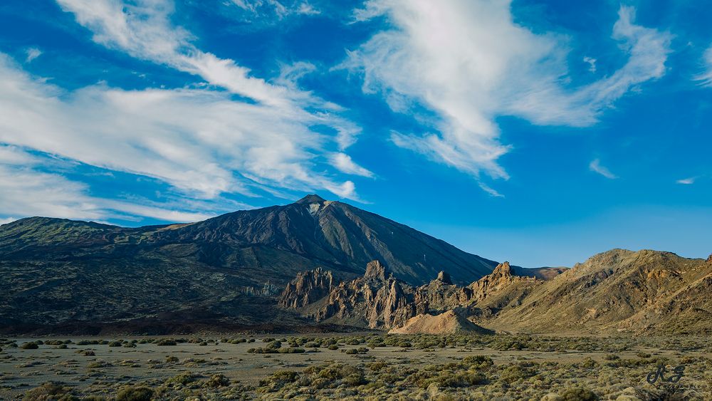 Los Roques de García und der Teide