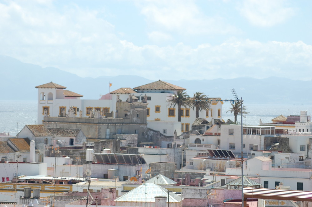 LOS TEJADOS DEL PUEBLO DE TARIFA