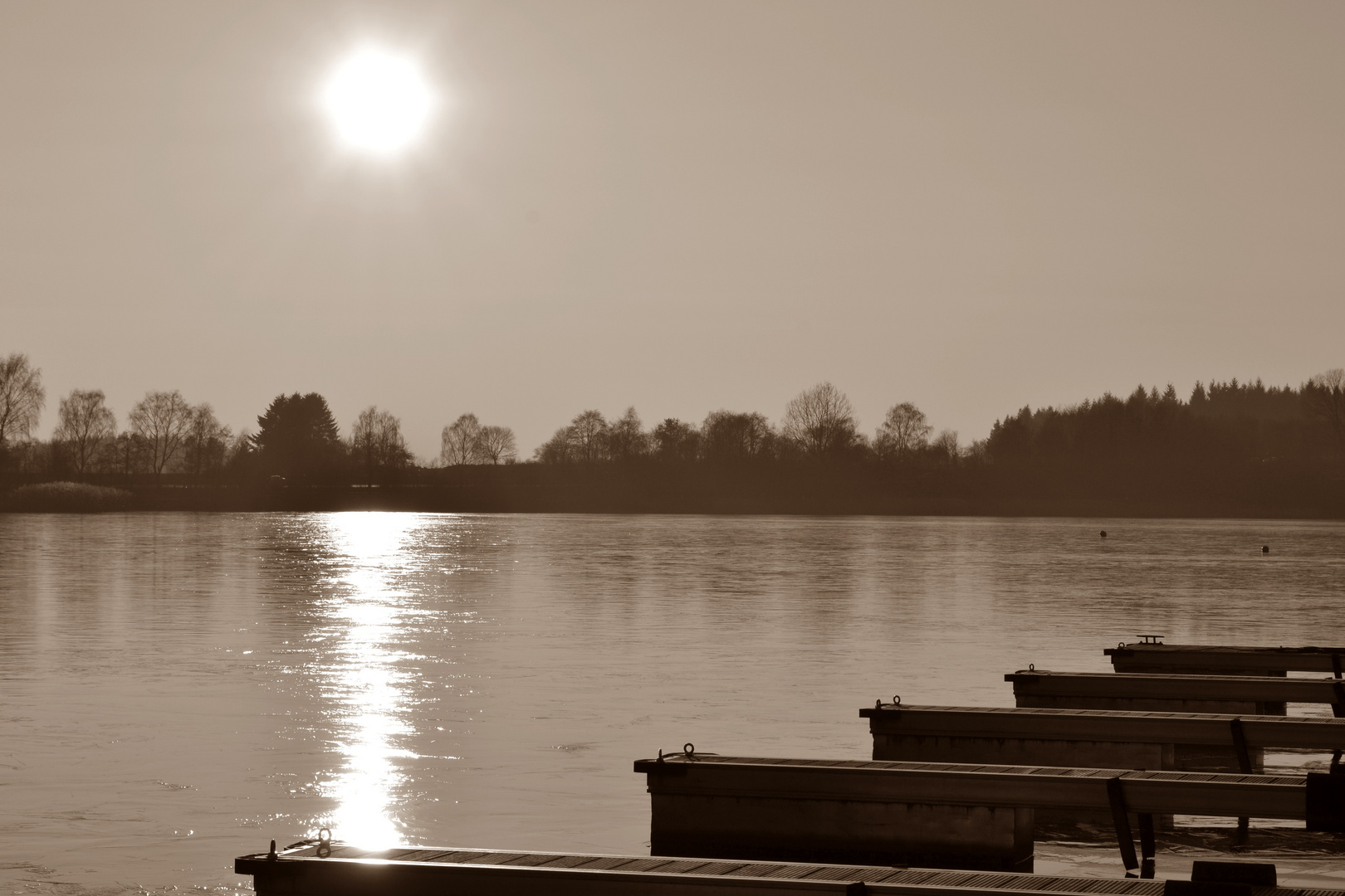 Losheimer Stausee - Treetbootanlage mal ganz leer !