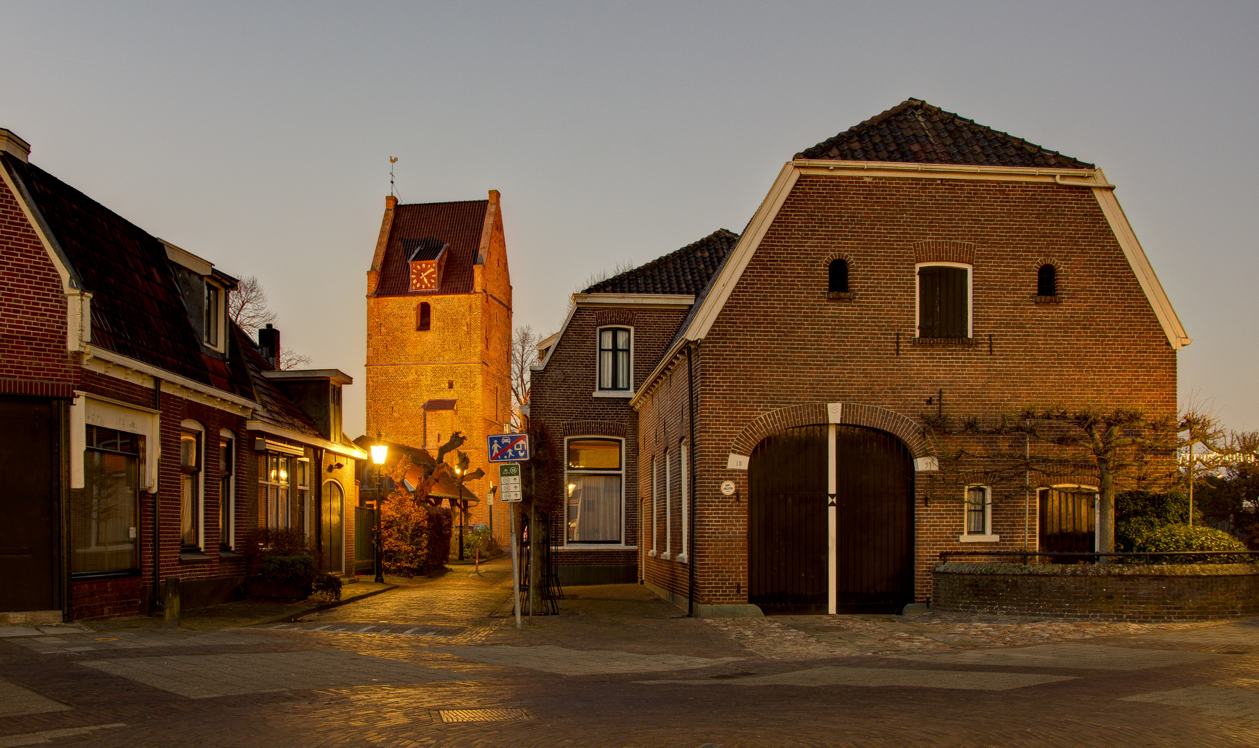 Losser - Brinkstraat - Martinustoren